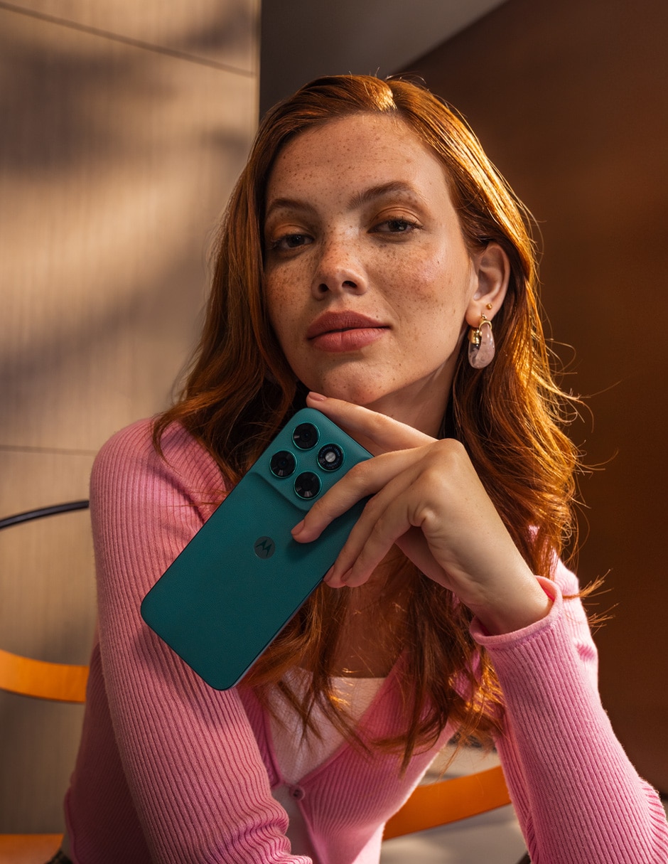 G77 AMOLED 6.7 pulgadas Telcel No aplica 5